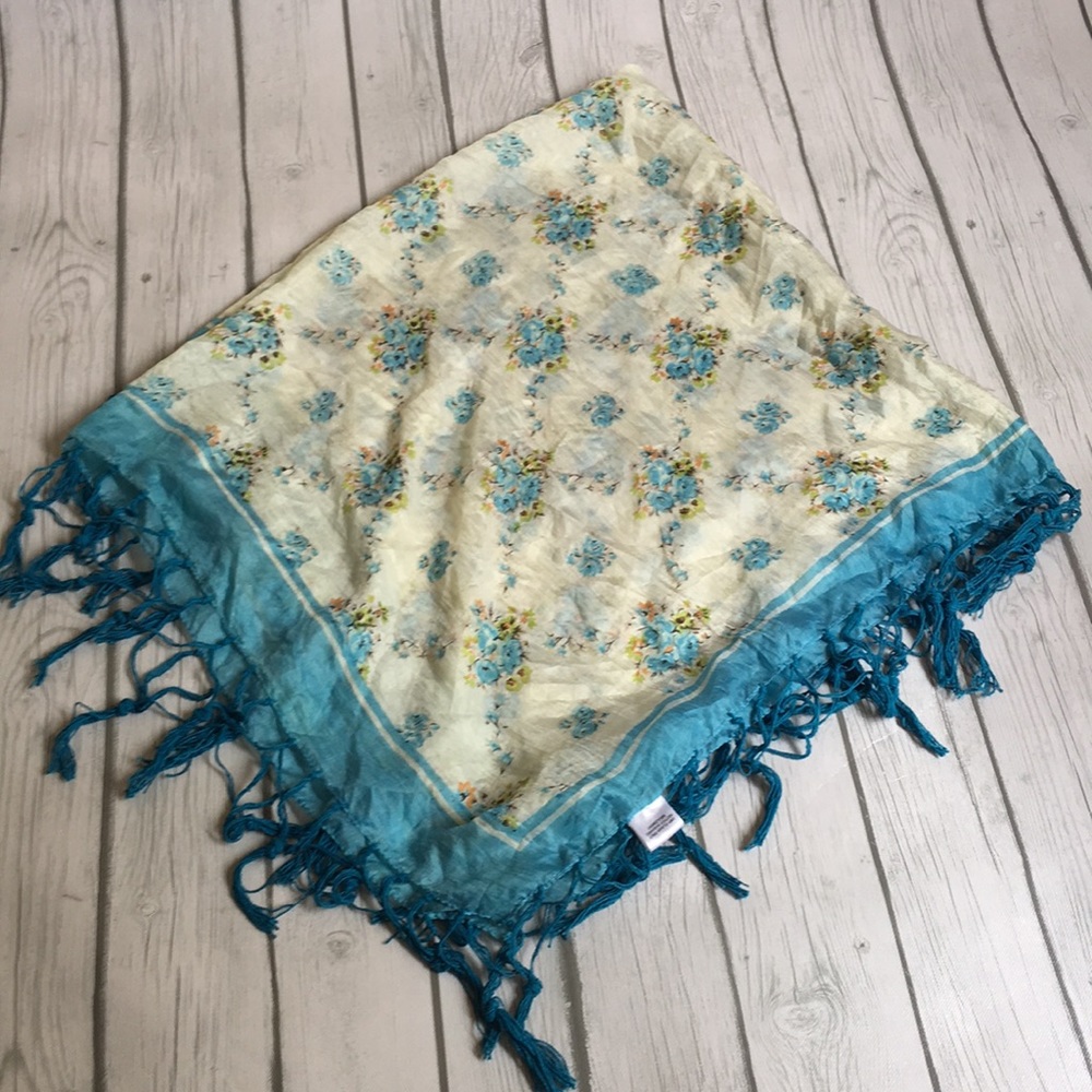 Anthropologie 💯 silk shawl